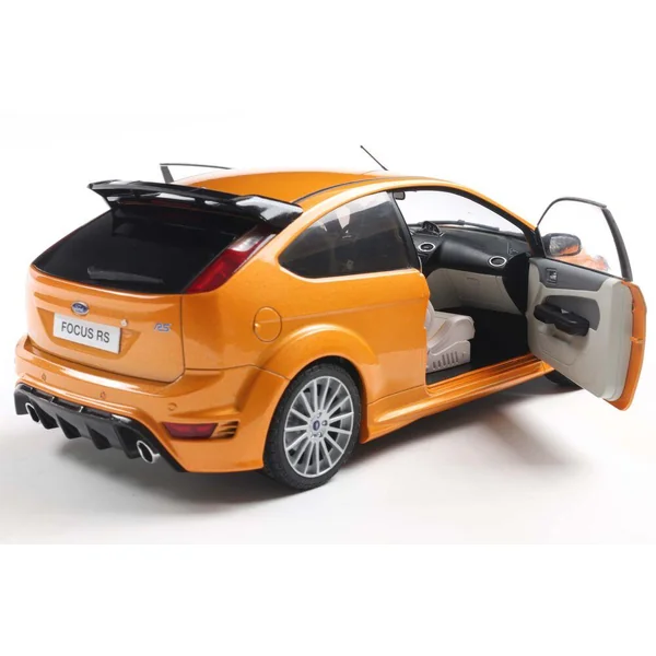 1/18 FORD FOCUS RS MK2 PACK RS PLUS ELECTRIC ORANGE 2009
