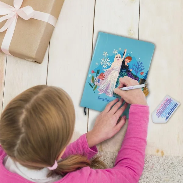 CRYSTAL ART Kit journal intime à diamanter La Reine des neiges