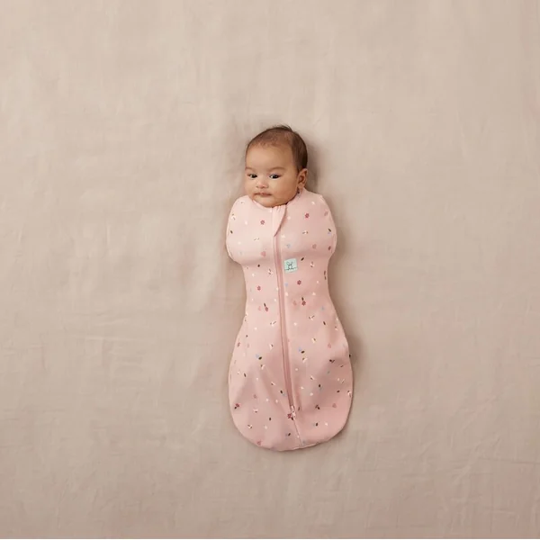 ERGOPOUCH Couverture et sac de couchage 2 en 1 Cocoon Daisies 3-6 m, 6-8 kg, 1 tog