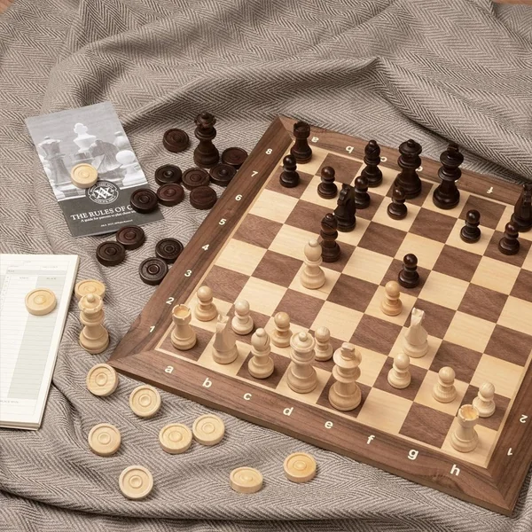 Jeu d'Échecs 39.5cm avec livret de score et sac de transport - A&A Chess