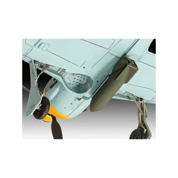 Maquette FOCKE WULF FW190 F-8 Avion de guerre Level 3 échelle 1:72 - Revell