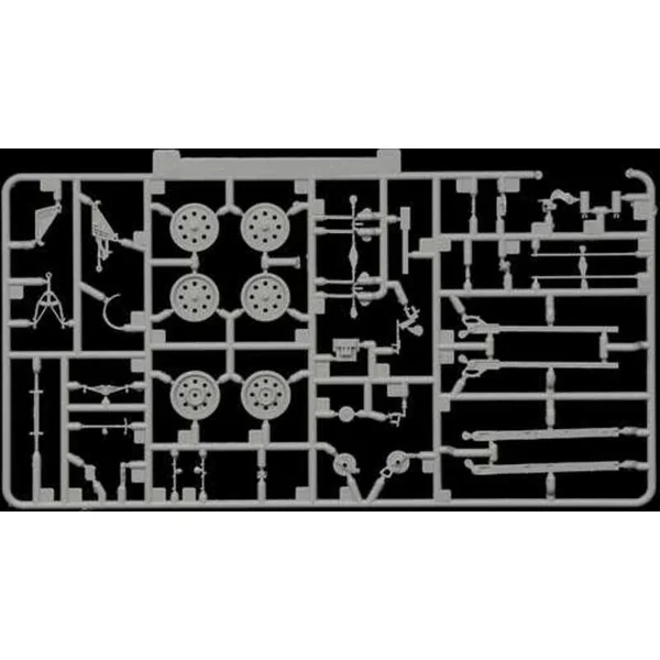 Maquette militaire 7082 - Obusier de campagne de 15 cm / Canon de campagne de 10,5 cm (1:72)